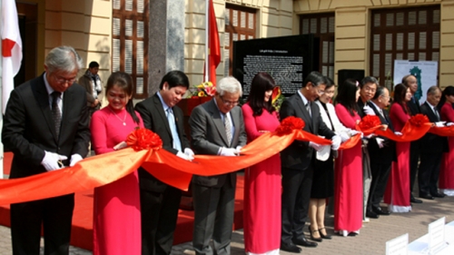 “日本文化”专题展览厅拉开序幕